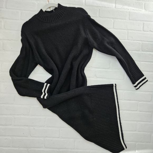 Stripped Cuff And Hem Chunky Midi Sweater Dress - Picture 6 of 6